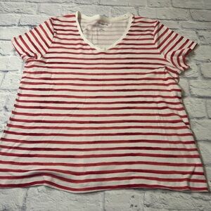 Croft & Barrow Red and White Striped VNeck, Short Sleeve Tee. Size XXL.